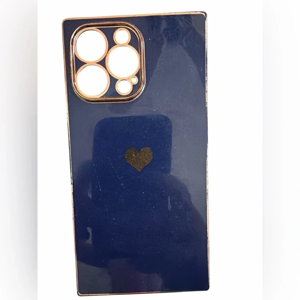 Four IPhone 14 Pro Max Cellphone Cases